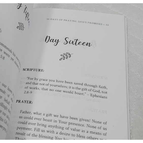 Three Book Bundle By Shelly Hitz / Devotional Prayer Encountering - Picture 6 of 15